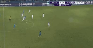 迈开腿让我亲亲你的小坤坤